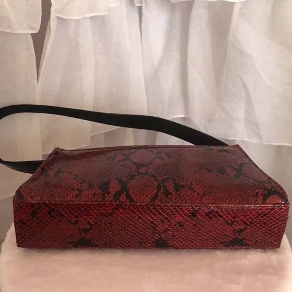 𝅺NINE West faux red snake skin purse - Picture 5 of 7